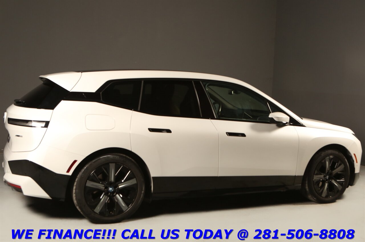 2023 BMW iX 2023 xDrive50 AWD PREM SPORT PKG NAV HUD 28K MLS - Photo 5 - Houston, TX 77031