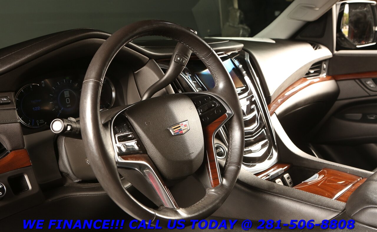 2018 Cadillac Escalade 2018 ESV Luxury NAV HUD SUN BLIND 3RD ROW 81K - Photo 10 - Houston, TX 77031