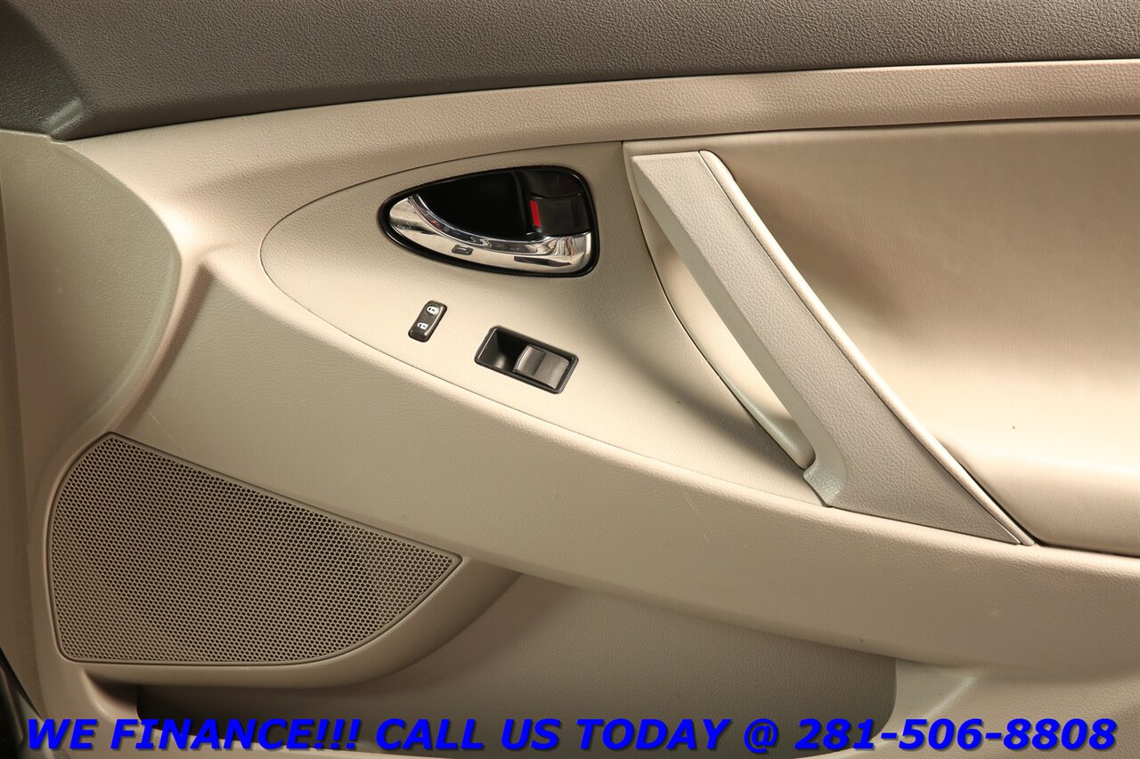 2009 Toyota Camry 2009 LE V6 LEATHER PWR SEAT CRUISE 16 "ALLOY XENONS   - Photo 16 - Houston, TX 77031