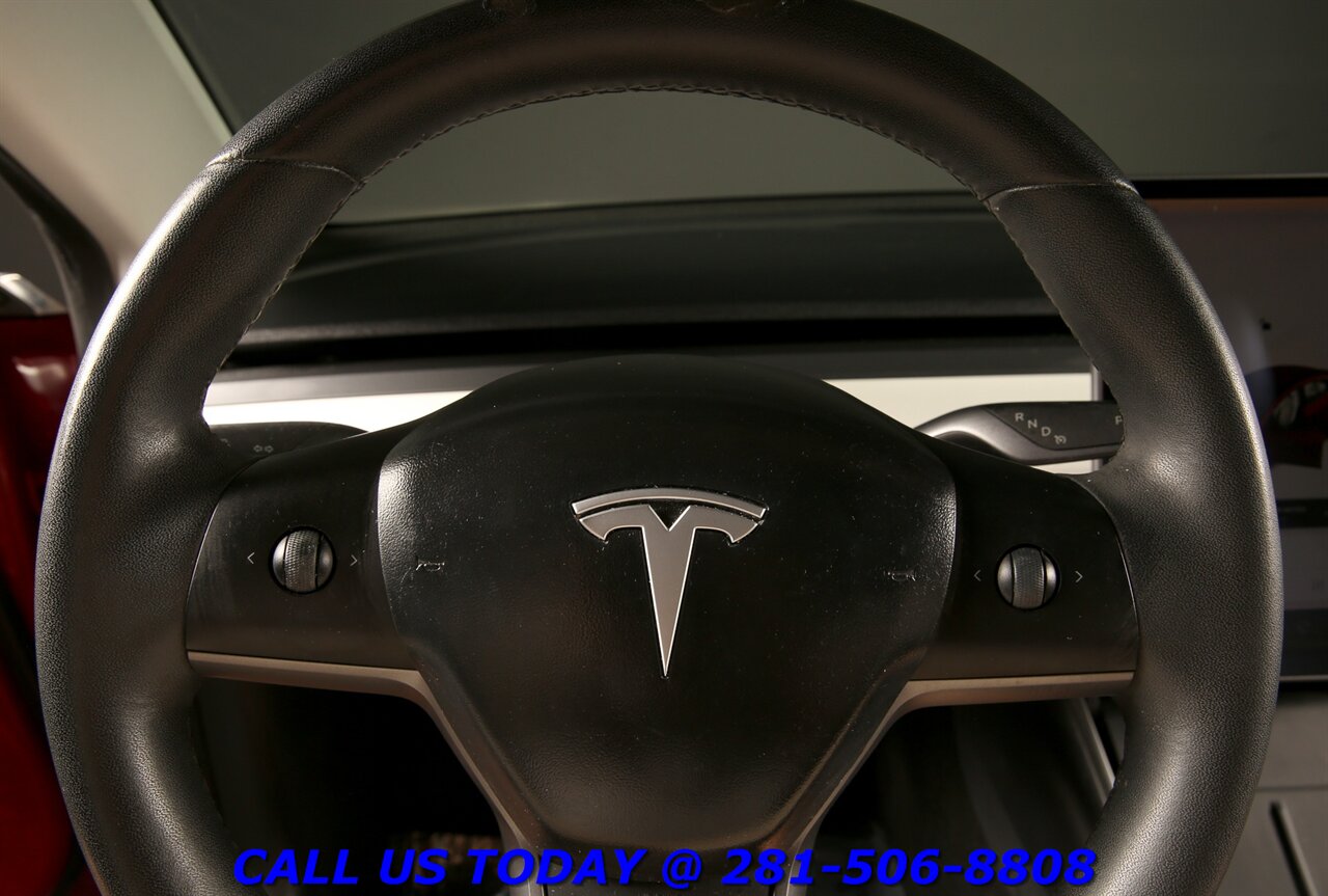 2020 Tesla Model 3 2020 FSD Ai AUTOPILOT NAV RED ON WHITE HEATED SEAT - Photo 14 - Houston, TX 77031