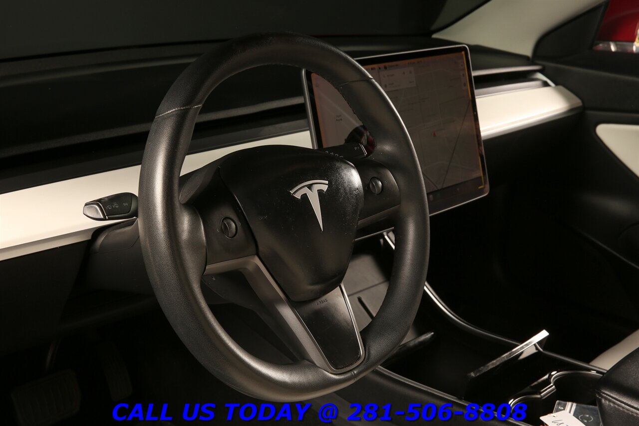 2020 Tesla Model 3 2020 FSD Ai AUTOPILOT NAV RED ON WHITE HEATED SEAT - Photo 10 - Houston, TX 77031