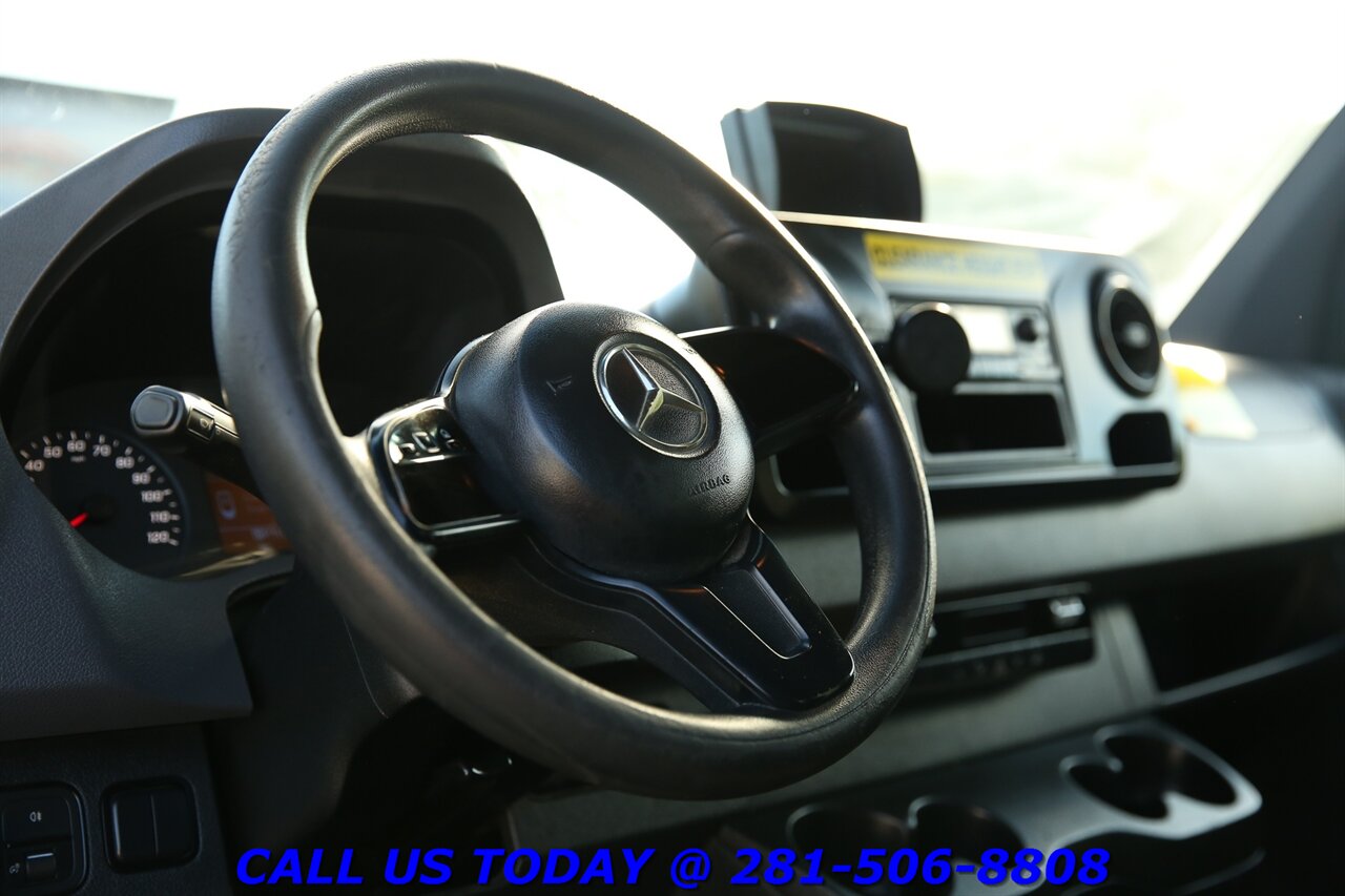 2019 Mercedes-Benz Sprinter 2019 2500 DIESEL CARGO VAN HIGH ROOF CAMERA 80K Mi - Photo 10 - Houston, TX 77031