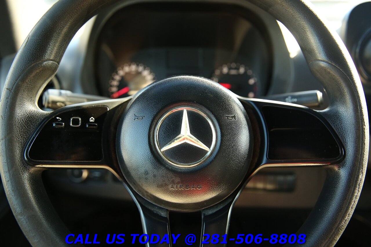 2019 Mercedes-Benz Sprinter 2019 2500 DIESEL CARGO VAN HIGH ROOF CAMERA 80K Mi - Photo 11 - Houston, TX 77031