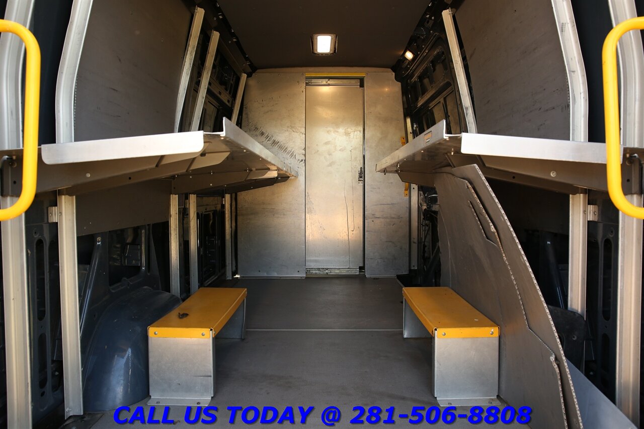 2019 Mercedes-Benz Sprinter 2019 2500 DIESEL CARGO VAN HIGH ROOF CAMERA 80K Mi - Photo 15 - Houston, TX 77031