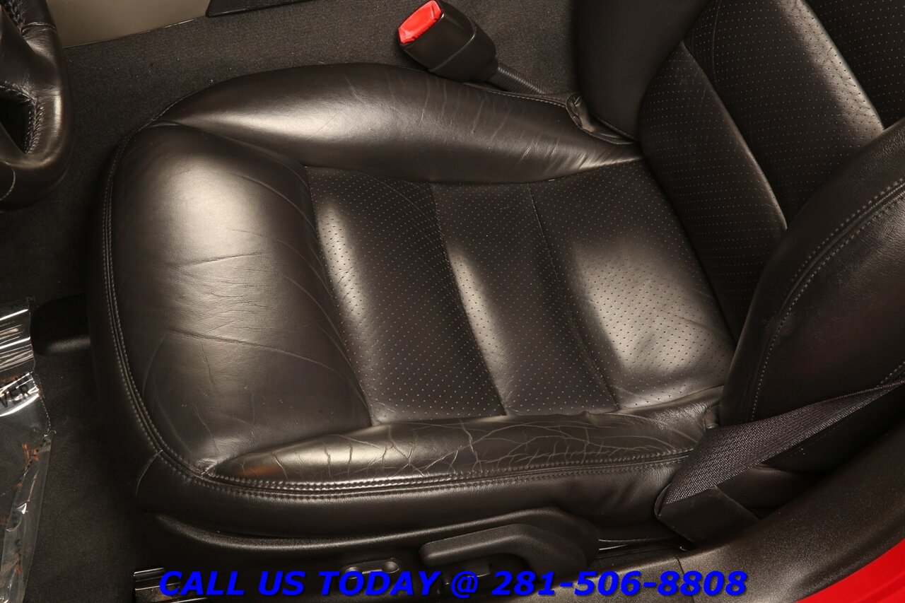 2005 Chevrolet Corvette 2005 CONVERTIBLE CARPLAY HUD HEATSEAT BOSE 62K MLS - Photo 13 - Houston, TX 77031