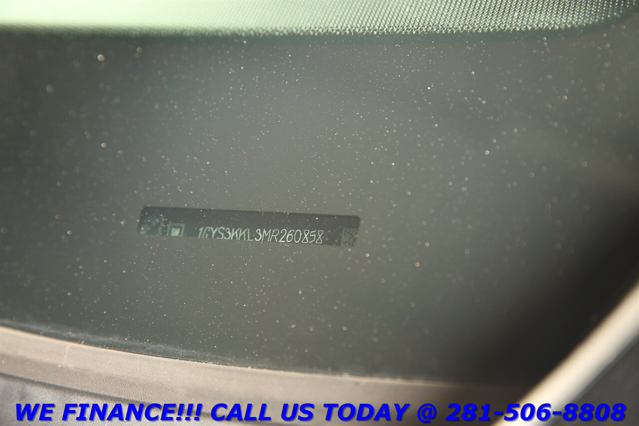 2021 Cadillac Escalade 2021 ESV Premium Luxury PERF TOW PKG NAV HUD PANO   - Photo 9 - Houston, TX 77031