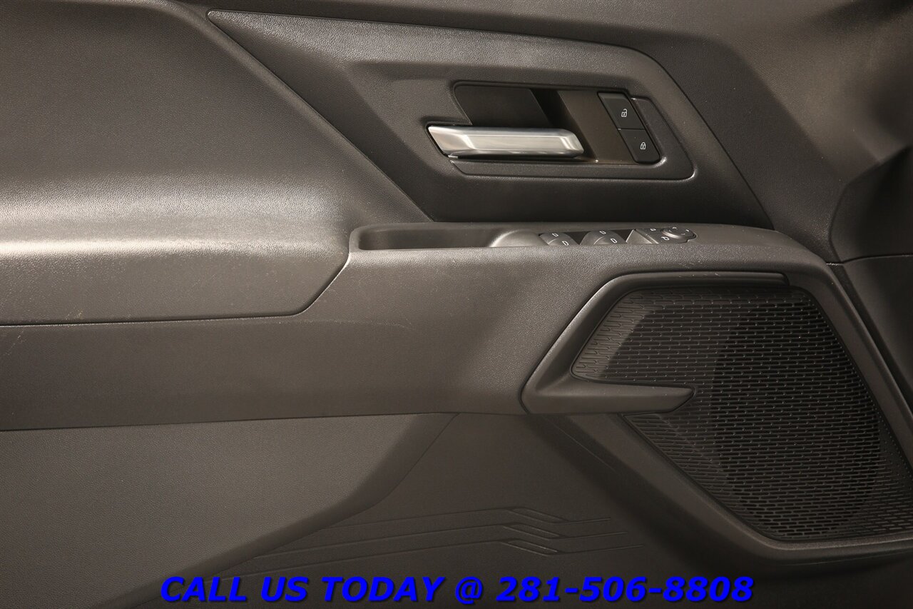 2024 Chevrolet Silverado EV 2024 AWD CREW NAV ADAPT CRUISE BLIND 15K MLS - Photo 9 - Houston, TX 77031