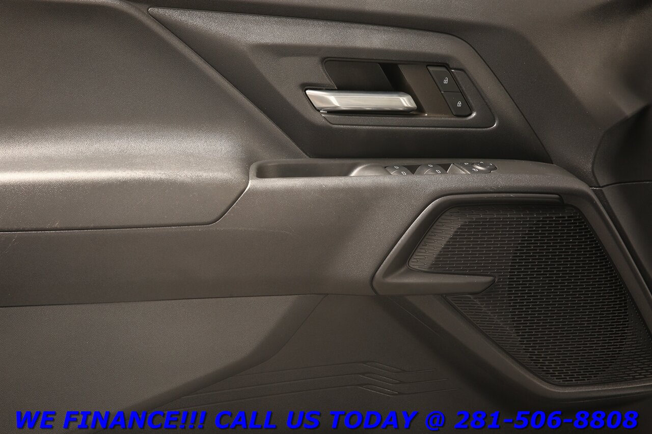2024 Chevrolet Silverado EV 2024 AWD CREW NAV ADAPT CRUISE BLIND 15K MLS - Photo 9 - Houston, TX 77031