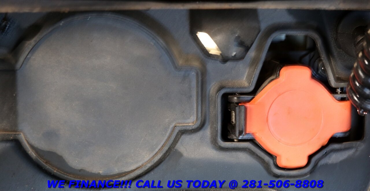 2013 Nissan LEAF 2013 SV PREM PKG NAV HEATSEAT CAMERA 69K MLS - Photo 28 - Houston, TX 77031