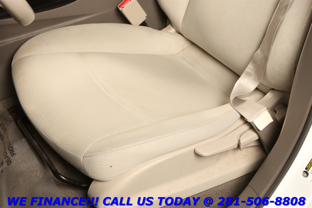 2013 Nissan LEAF 2013 SV PREM PKG NAV HEATSEAT CAMERA 69K MLS - Photo 12 - Houston, TX 77031