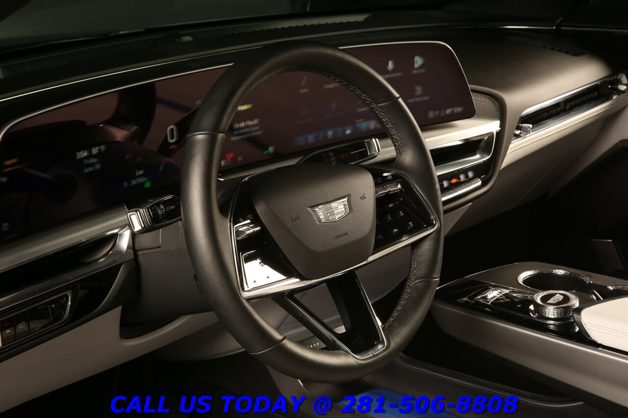 2024 Cadillac LYRIQ 2024 Luxury AWD NAV PANO ADAPTDRIVE CARPLAY 24K Mi - Photo 11 - Houston, TX 77031