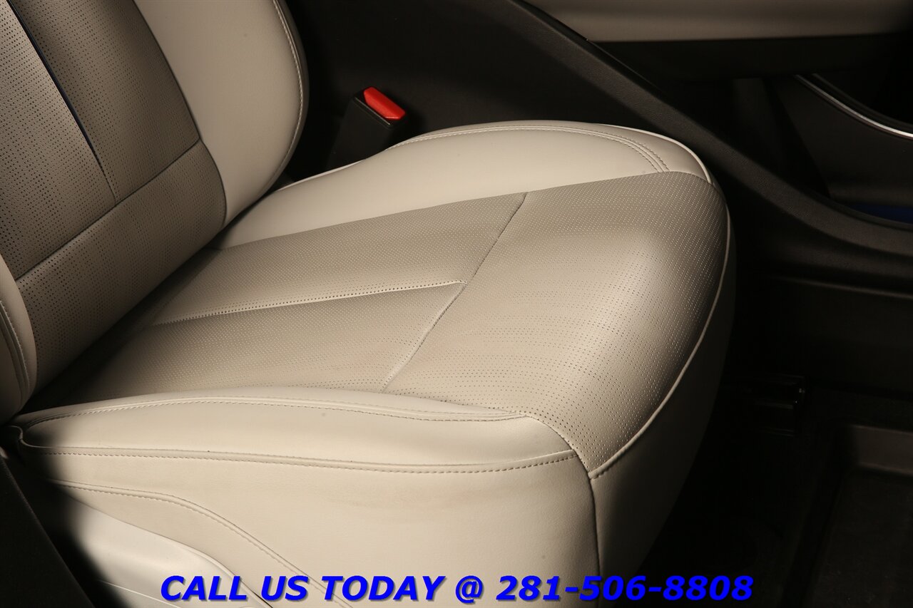 2024 Cadillac LYRIQ 2024 Luxury AWD NAV PANO ADAPTDRIVE CARPLAY 24K Mi - Photo 22 - Houston, TX 77031