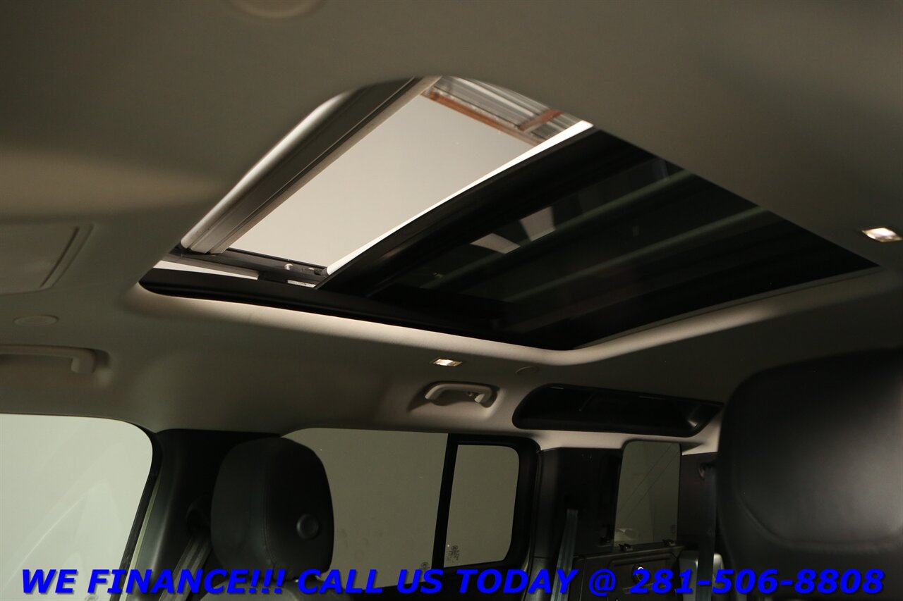 2020 Land Rover Defender 2020 110 S AWD 7-PASS NAV PANO BLIS 3ROW MERIDIAN - Photo 12 - Houston, TX 77031