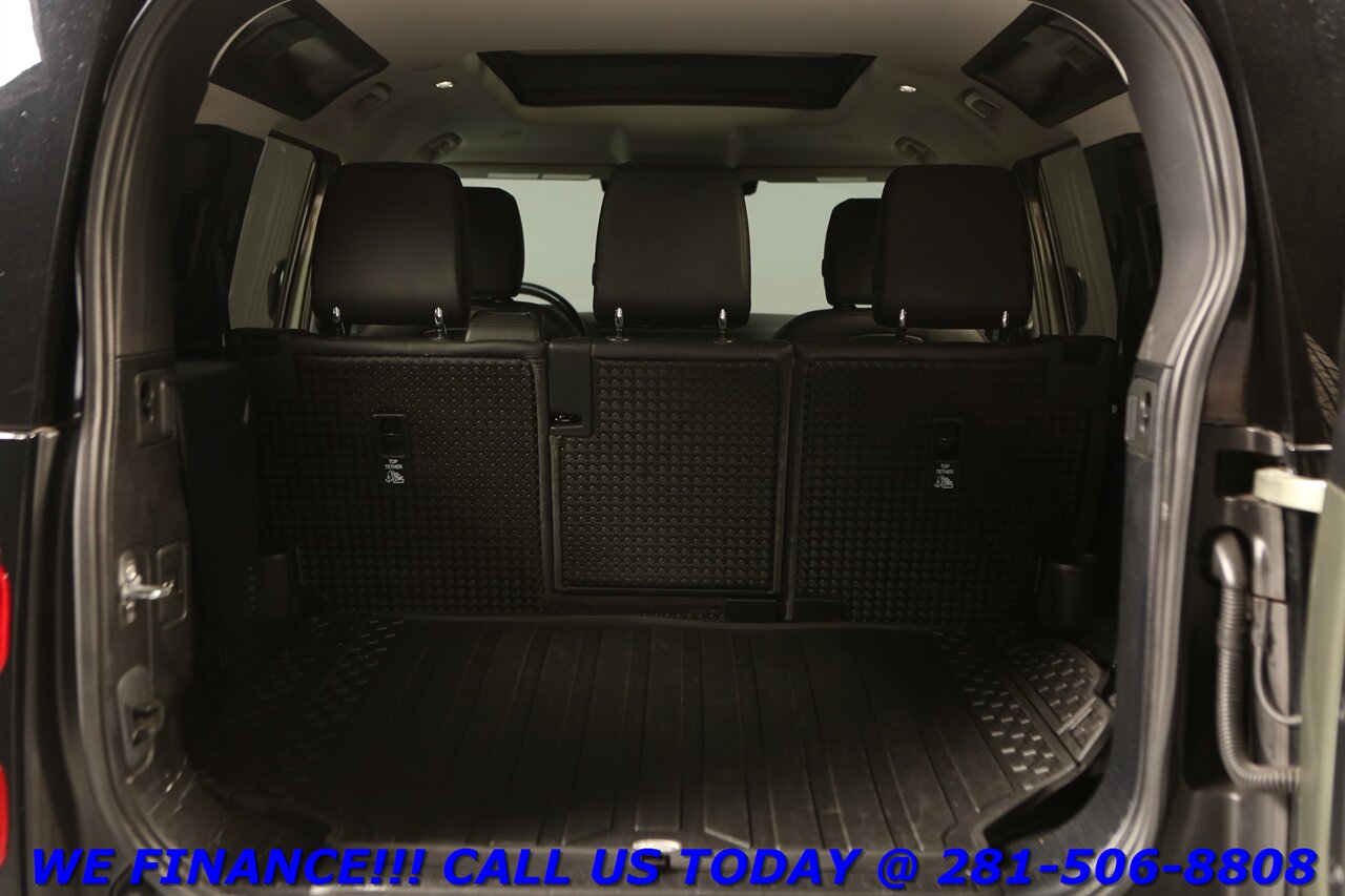2020 Land Rover Defender 2020 110 S AWD 7-PASS NAV PANO BLIS 3ROW MERIDIAN - Photo 25 - Houston, TX 77031