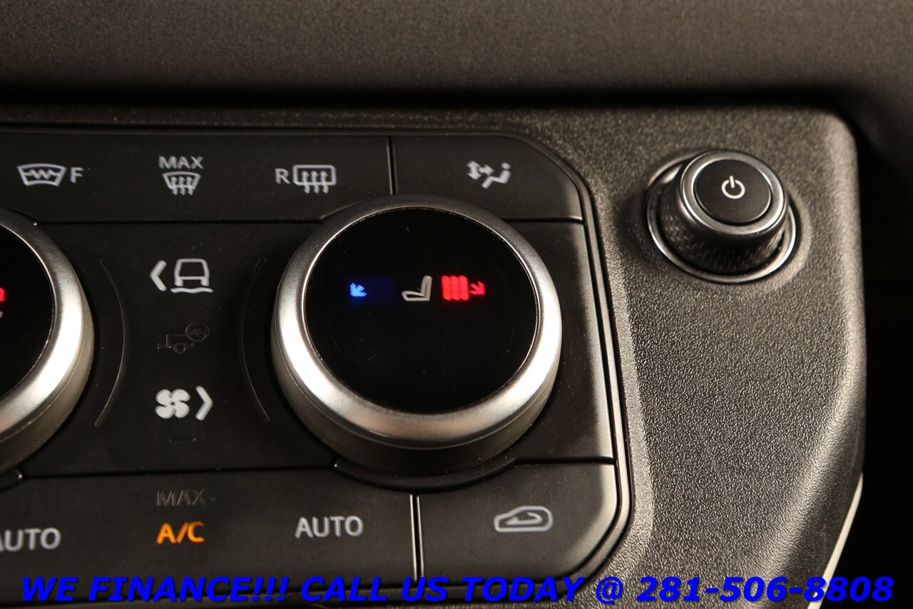 2020 Land Rover Defender 2020 110 S AWD 7-PASS NAV PANO BLIS 3ROW MERIDIAN - Photo 19 - Houston, TX 77031