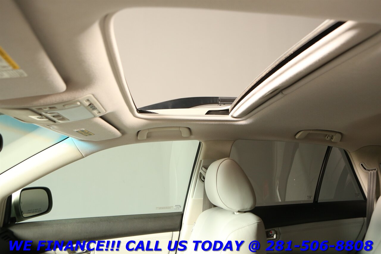 2006 Lexus LEXUS RX 330 NAVIGATION PREM PLUS PKG SUN CAMERA HEATSEAT - Photo 11 - Houston, TX 77031