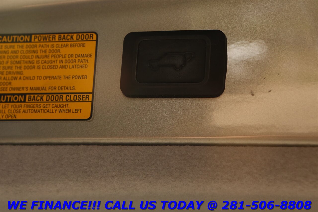 2006 Lexus LEXUS RX 330 NAVIGATION PREM PLUS PKG SUN CAMERA HEATSEAT - Photo 27 - Houston, TX 77031