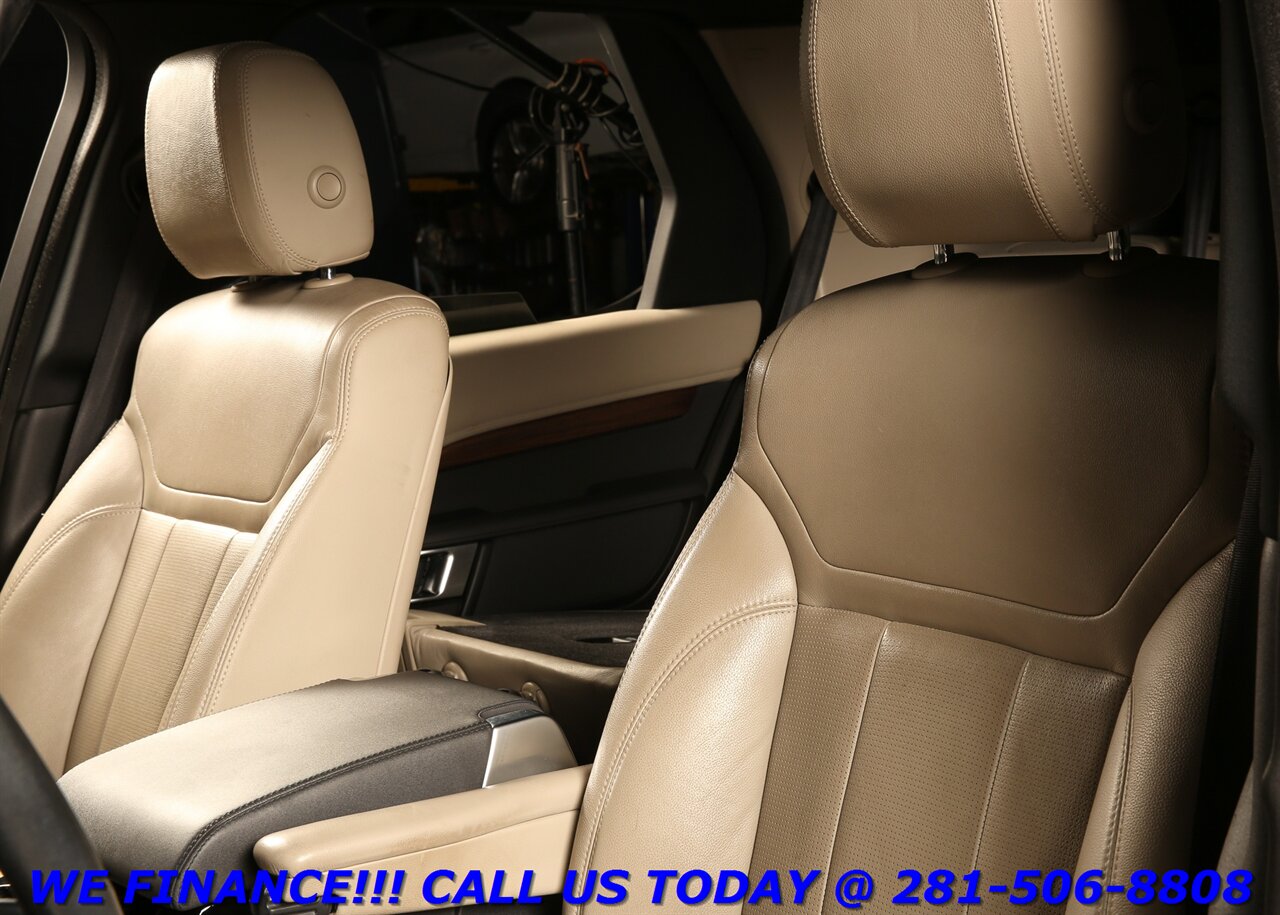 2017 Land Rover Discovery 2017 HSE LUX AWD 7PASS NAV PANO BLIND 3ROW 79K MLS   - Photo 12 - Houston, TX 77031