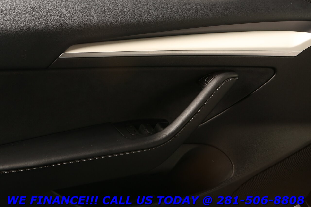 2022 Tesla Model 3 2022 FSD3 AUTOPILOT PANOROOF $4K IRS REBATE - Photo 9 - Houston, TX 77031