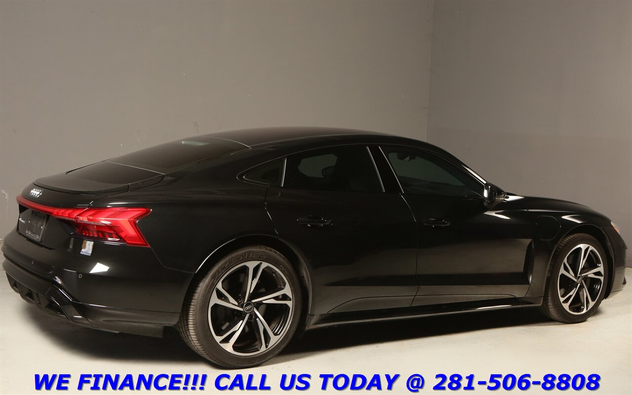 2022 Audi e-tron GT 2022 Quattro NAV PANO CARBONFIBER BLIS CAM WARANTY - Photo 6 - Houston, TX 77031