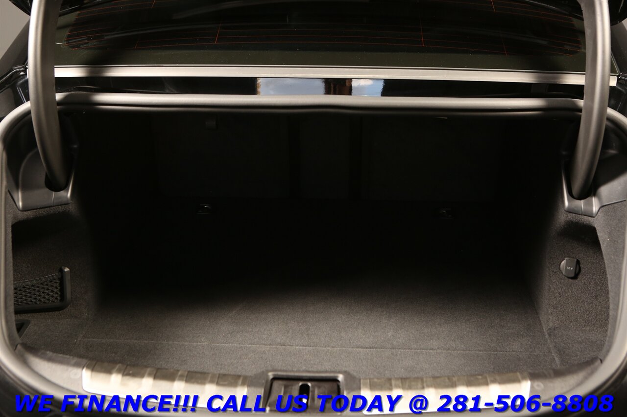 2022 Audi e-tron GT 2022 Quattro NAV PANO CARBONFIBER BLIS CAM WARANTY - Photo 22 - Houston, TX 77031