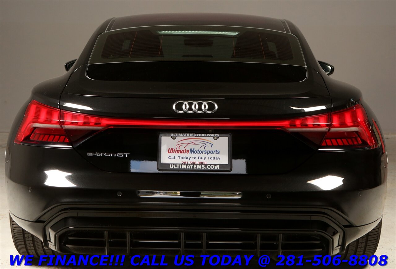 2022 Audi e-tron GT 2022 Quattro NAV PANO CARBONFIBER BLIS CAM WARANTY - Photo 5 - Houston, TX 77031