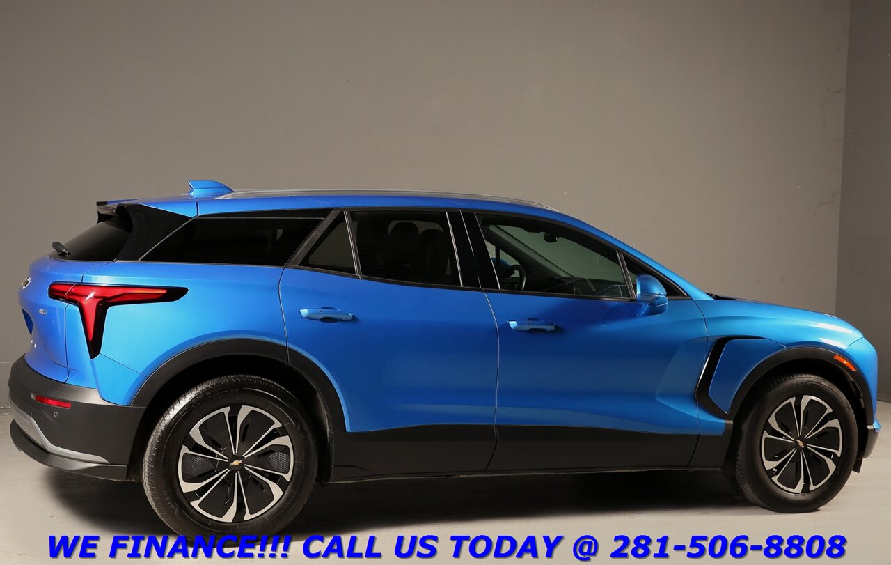 2024 Chevrolet Blazer 2024 EV2LT AWD NAV ADAPTCRUISE BLIS HEATSEAT 9K ML   - Photo 6 - Houston, TX 77031