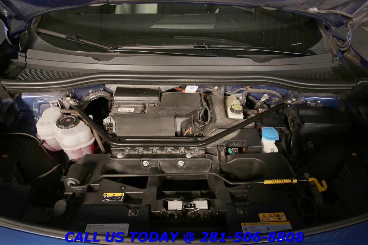 2021 Volkswagen ID.4 Pro S CARPLAY PANO ADAPTIVE CRUISE HEATSEAT 68K Mi - Photo 25 - Houston, TX 77031