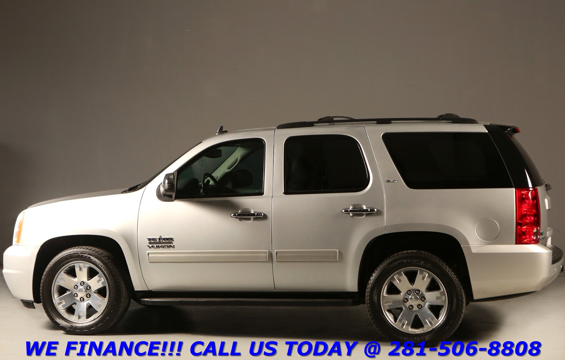 2012 Gmc Yukon SLT photo 2