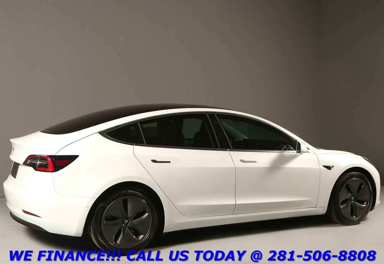 2018 Tesla Model 3 2018 Long Range AUTOPILOT NAV PANO WOOD 83K MLS   - Photo 6 - Houston, TX 77031