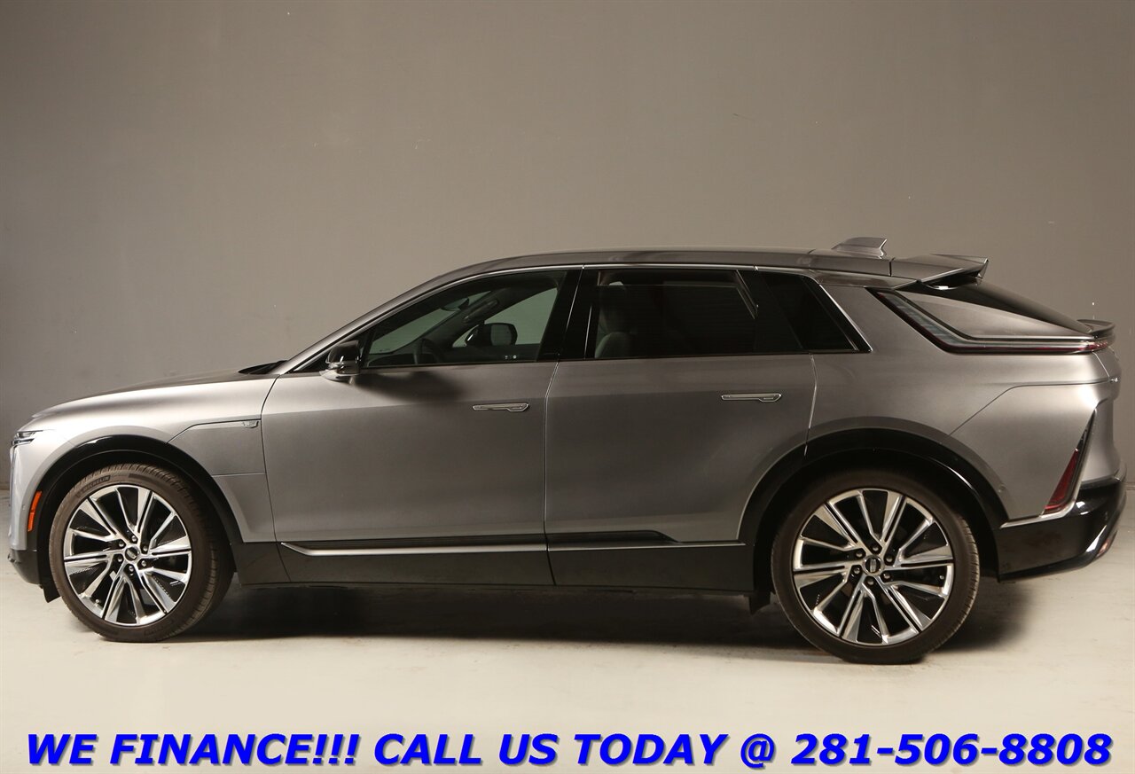 2023 Cadillac LYRIQ 2023 Luxury NAV PANO ADAPT CRUISE BLIND 22K MLS - Photo 4 - Houston, TX 77031