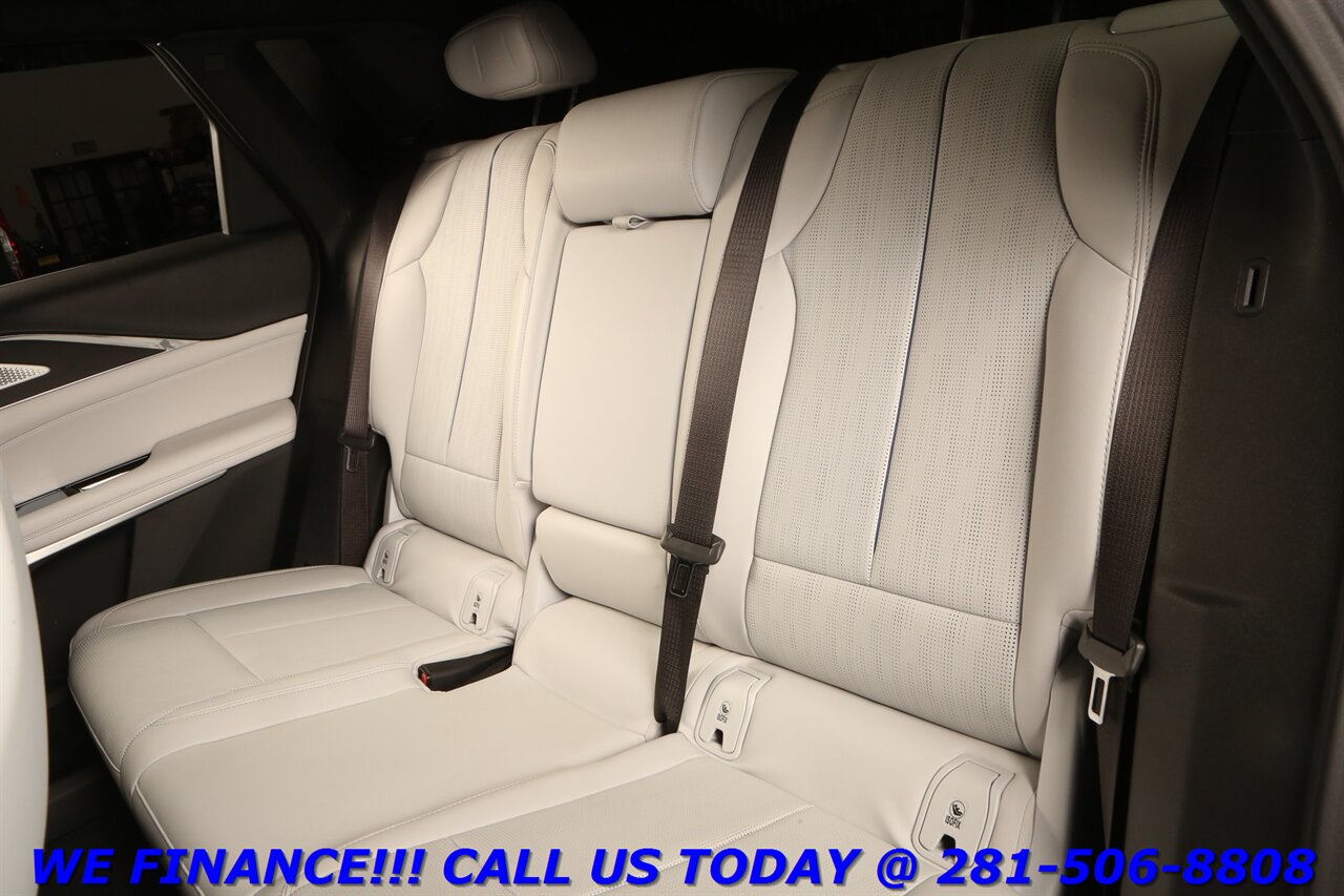 2023 Cadillac LYRIQ 2023 Luxury NAV PANO ADAPT CRUISE BLIND 22K MLS - Photo 23 - Houston, TX 77031