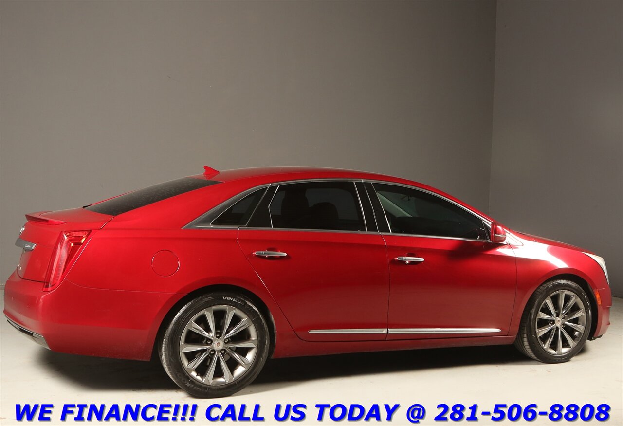 2014 Cadillac XTS 2014 LEATHER BOSE KEYLESS 19 "ALLOYS XENONS   - Photo 6 - Houston, TX 77031