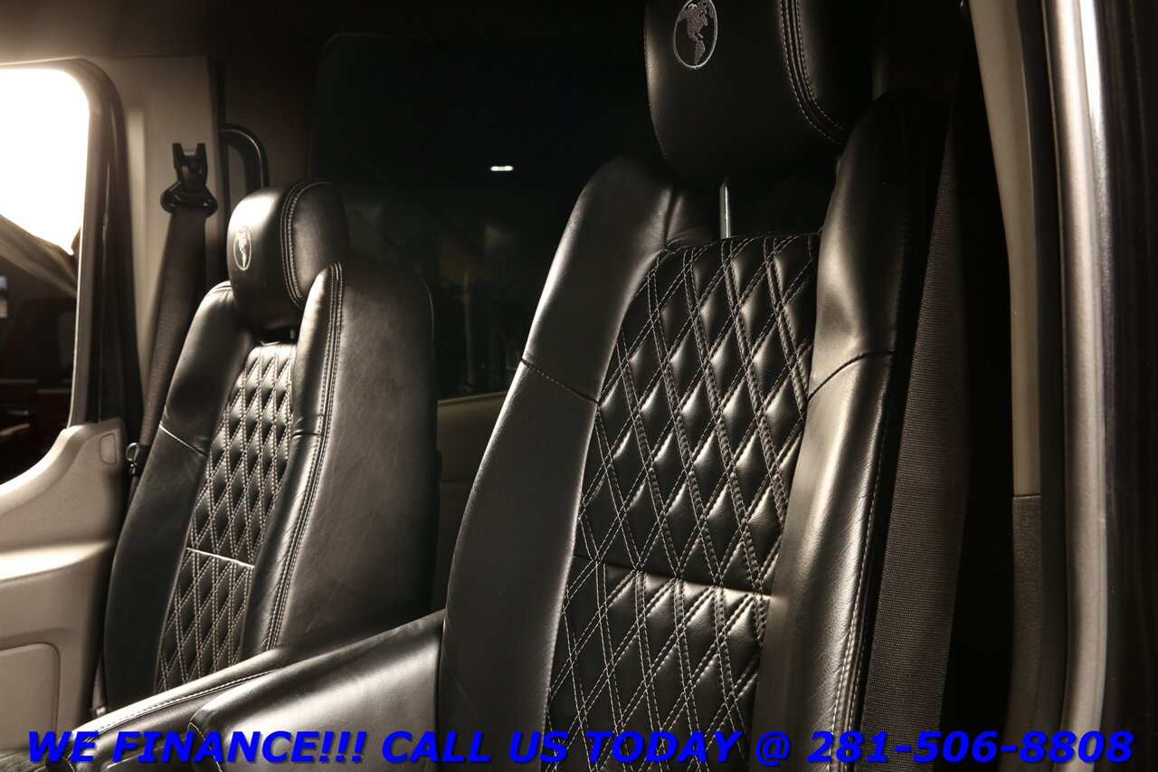 2022 Ford Transit 2022 EXPLORER AWD NAV ADAPT BLIND 9PASS TV 58K MLS - Photo 11 - Houston, TX 77031