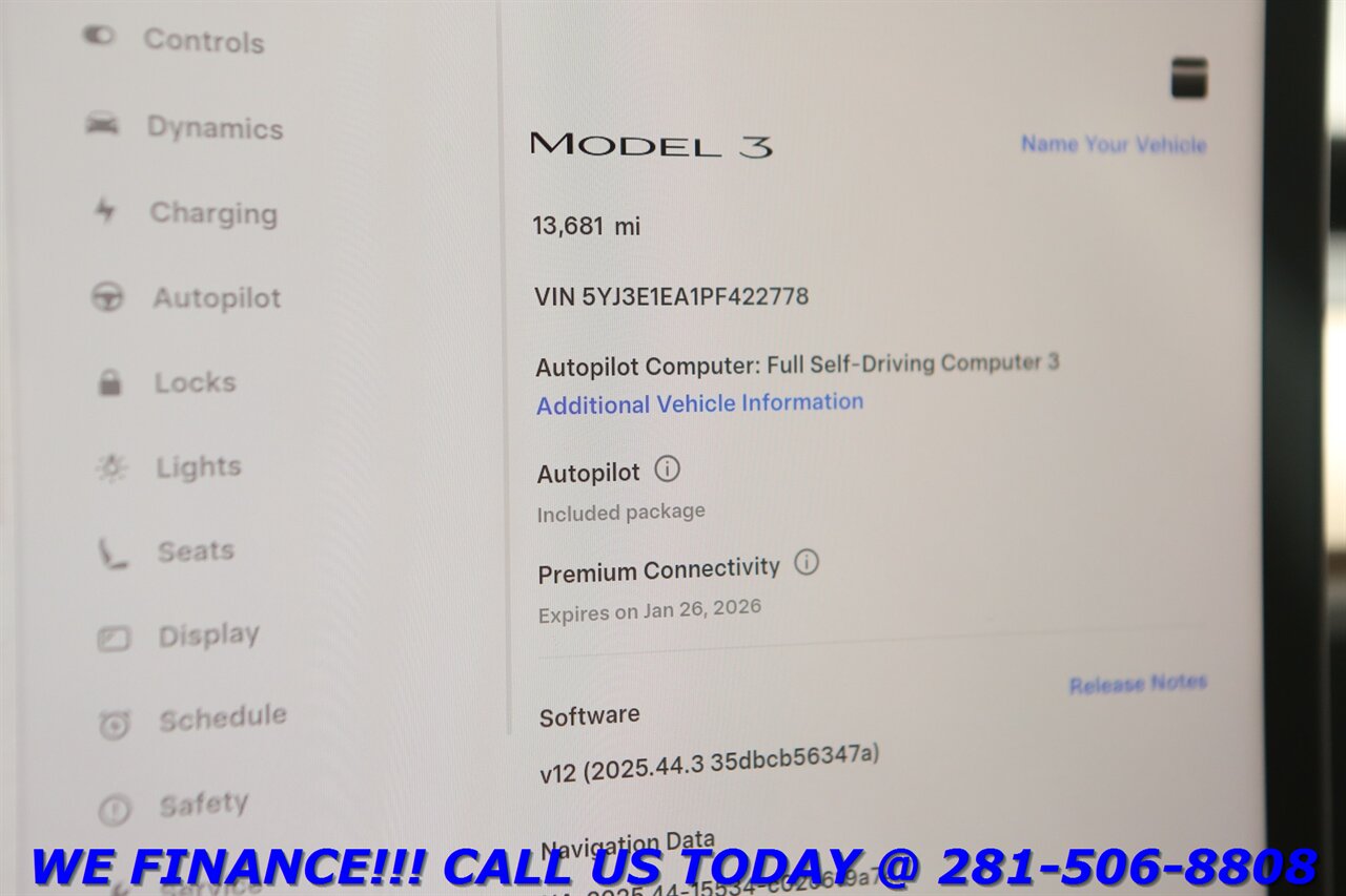 2023 Tesla Model 3 2023 FSD3 AUTOPILOT NAV PANO HEATSEAT WOOD 13K MLS   - Photo 16 - Houston, TX 77031