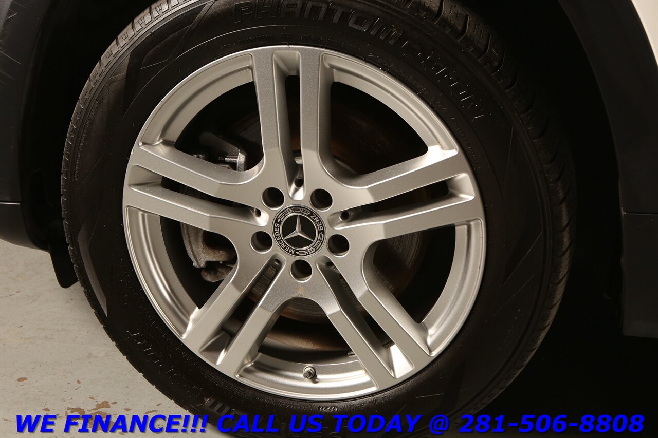2020 Mercedes-Benz GLB 2020 GLB 250 4MATIC AWD PANO CAMERA KEYLESS 54K   - Photo 24 - Houston, TX 77031