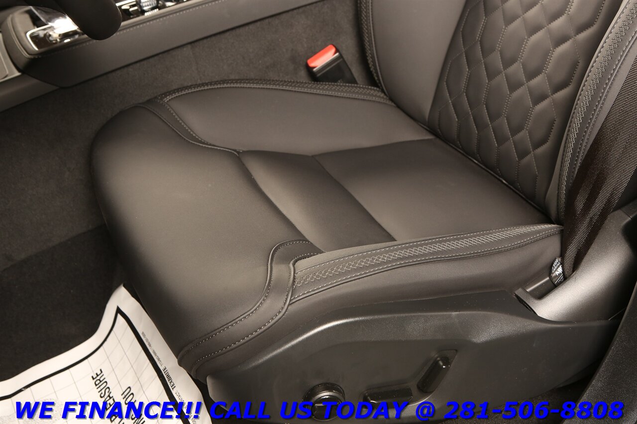2025 Volvo XC90 2025 B6 AWD 7-PASS NAV PANO BLIS ADAPTCRUSE 360CAM   - Photo 13 - Houston, TX 77031