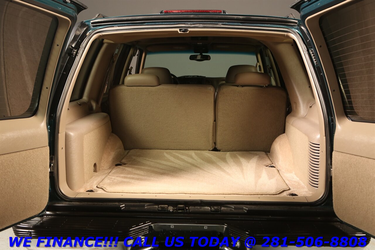 1999 Chevrolet CHEVROLET TAHOE LS 64K SUPER LOW MILES RARE 5.7L V8 - Photo 22 - Houston, TX 77031