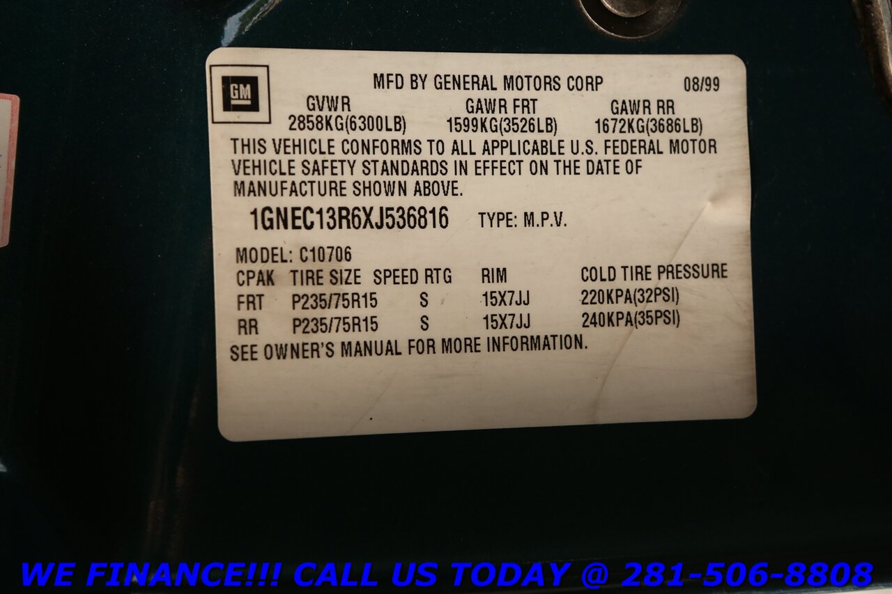 1999 Chevrolet CHEVROLET TAHOE LS 64K SUPER LOW MILES RARE 5.7L V8 - Photo 26 - Houston, TX 77031