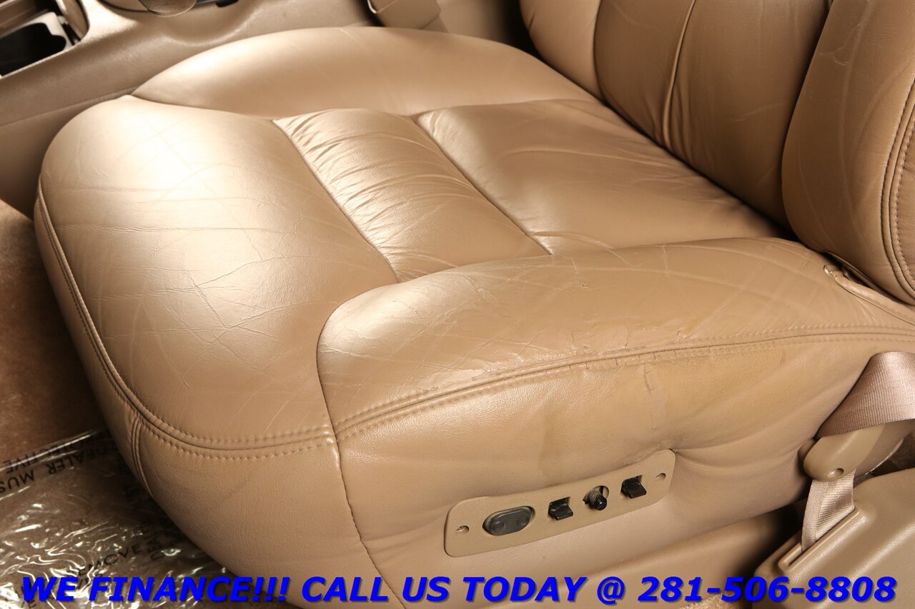 1999 Chevrolet CHEVROLET TAHOE LS 64K SUPER LOW MILES RARE 5.7L V8 - Photo 13 - Houston, TX 77031