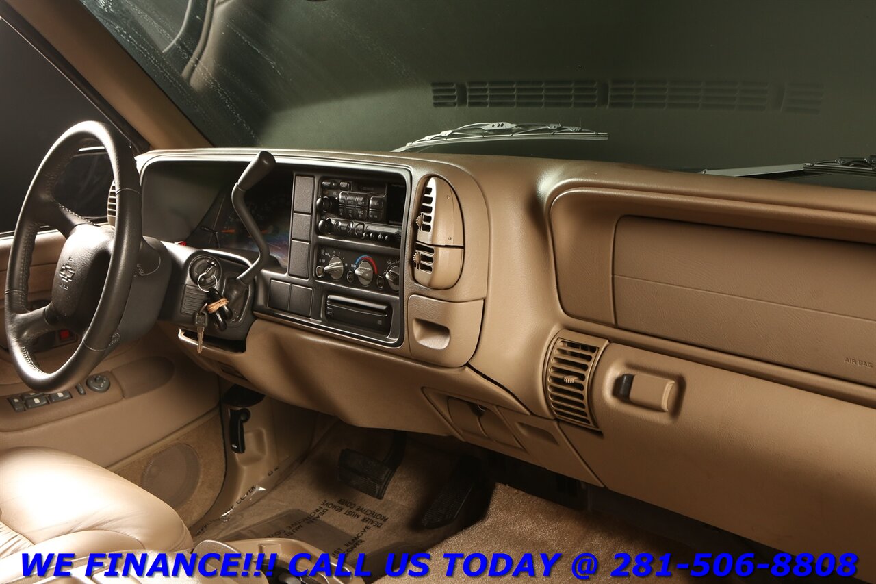1999 Chevrolet CHEVROLET TAHOE LS 64K SUPER LOW MILES RARE 5.7L V8 - Photo 17 - Houston, TX 77031