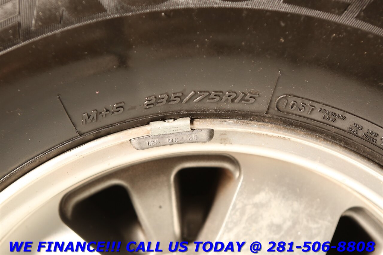 1999 Chevrolet CHEVROLET TAHOE LS 64K SUPER LOW MILES RARE 5.7L V8 - Photo 27 - Houston, TX 77031
