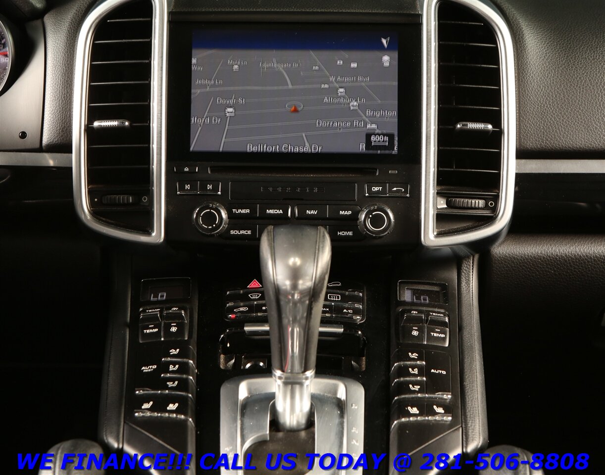 2017 Porsche Cayenne 2017 Platinum AWD NAV PANO BOSE CAMERA - Photo 15 - Houston, TX 77031