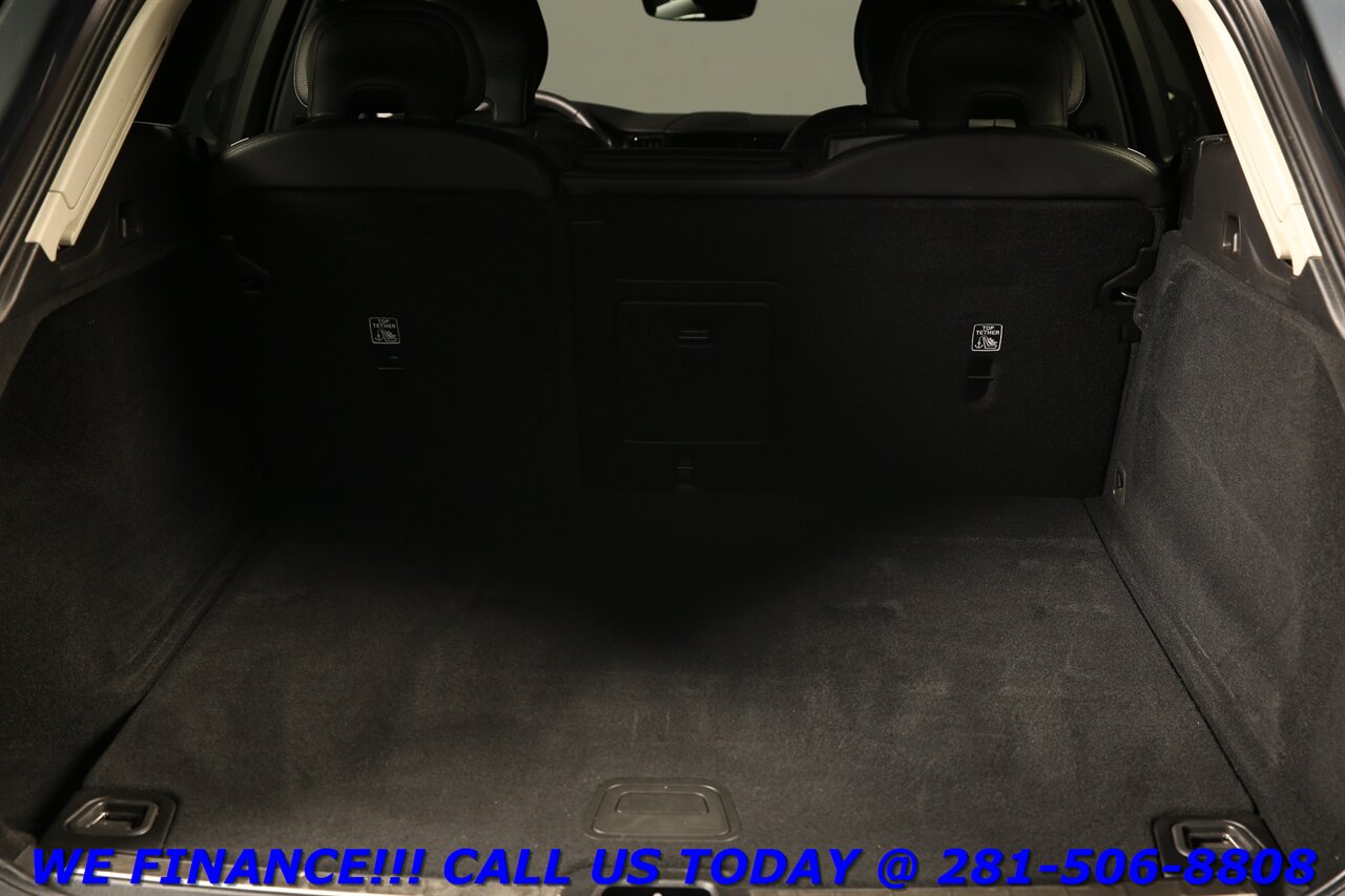 2023 Volvo XC60 2023 B5 Plus Dark Theme AWD NAV PANO BLIND 67K MLS   - Photo 22 - Houston, TX 77031