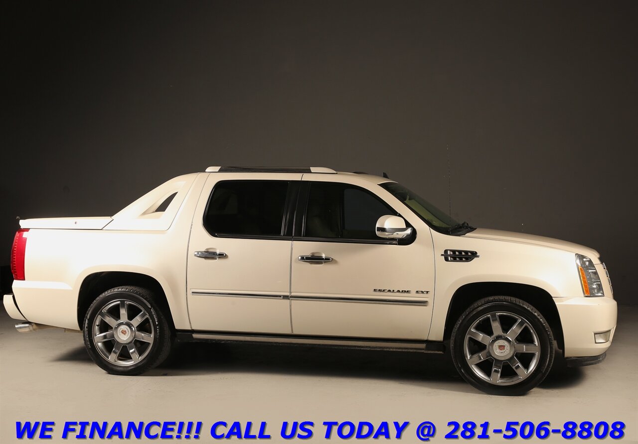 2011 Cadillac Escalade 2011 EXT Premium AWD NAV DVD SUN CAMERA 85K MLS - Photo 7 - Houston, TX 77031