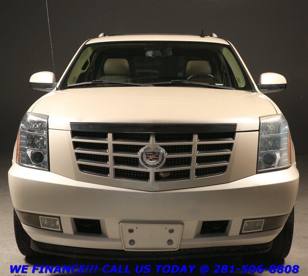 2011 Cadillac Escalade 2011 EXT Premium AWD NAV DVD SUN CAMERA 85K MLS - Photo 8 - Houston, TX 77031