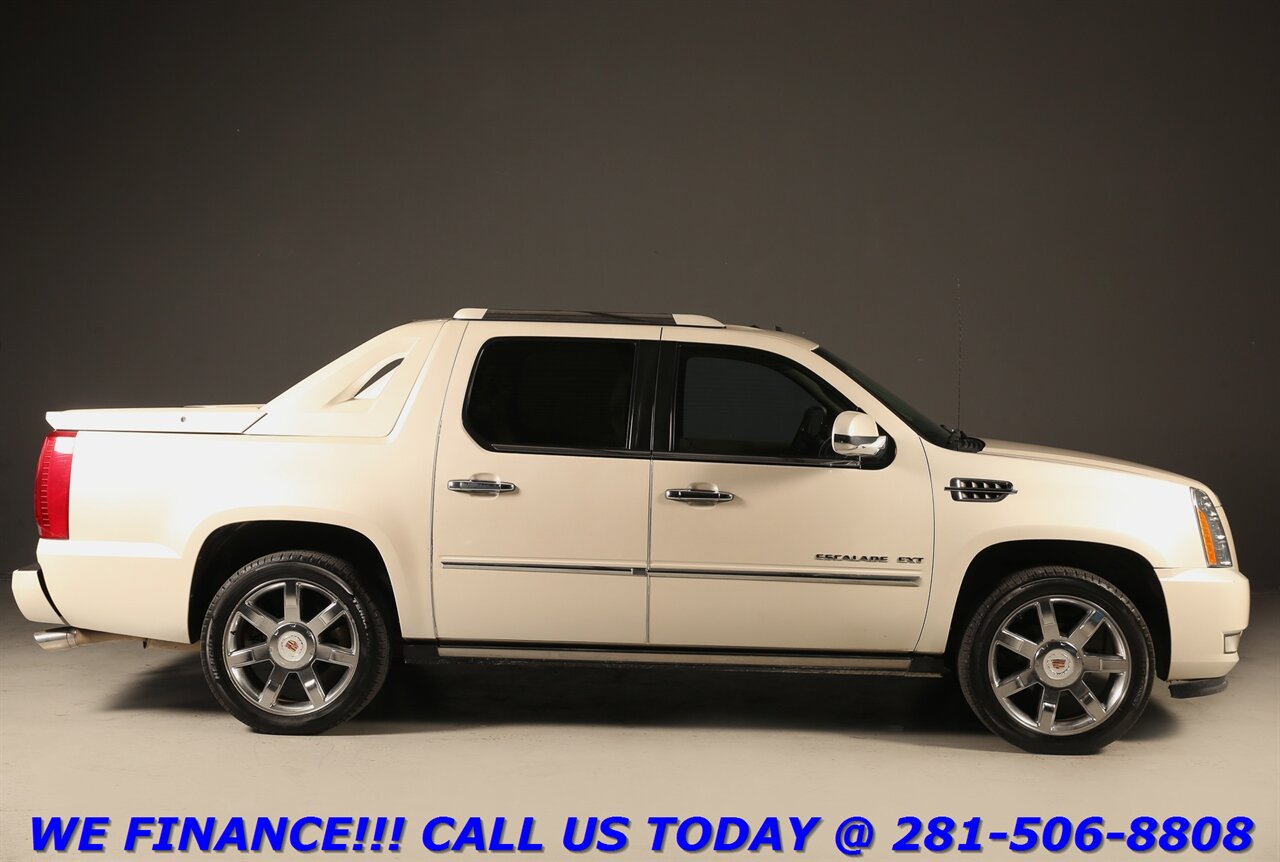 2011 Cadillac Escalade 2011 EXT Premium AWD NAV DVD SUN CAMERA 85K MLS - Photo 27 - Houston, TX 77031