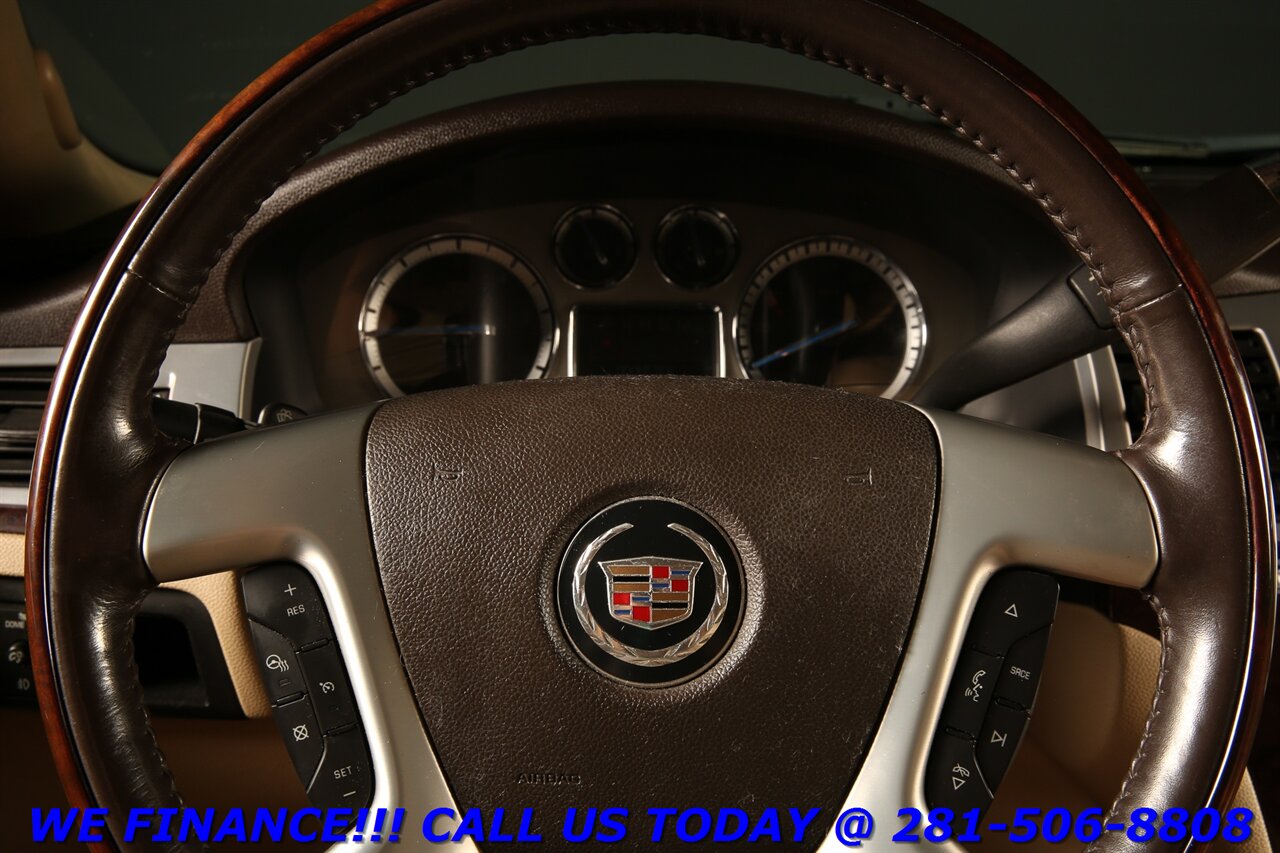 2011 Cadillac Escalade 2011 EXT Premium AWD NAV DVD SUN CAMERA 85K MLS - Photo 14 - Houston, TX 77031