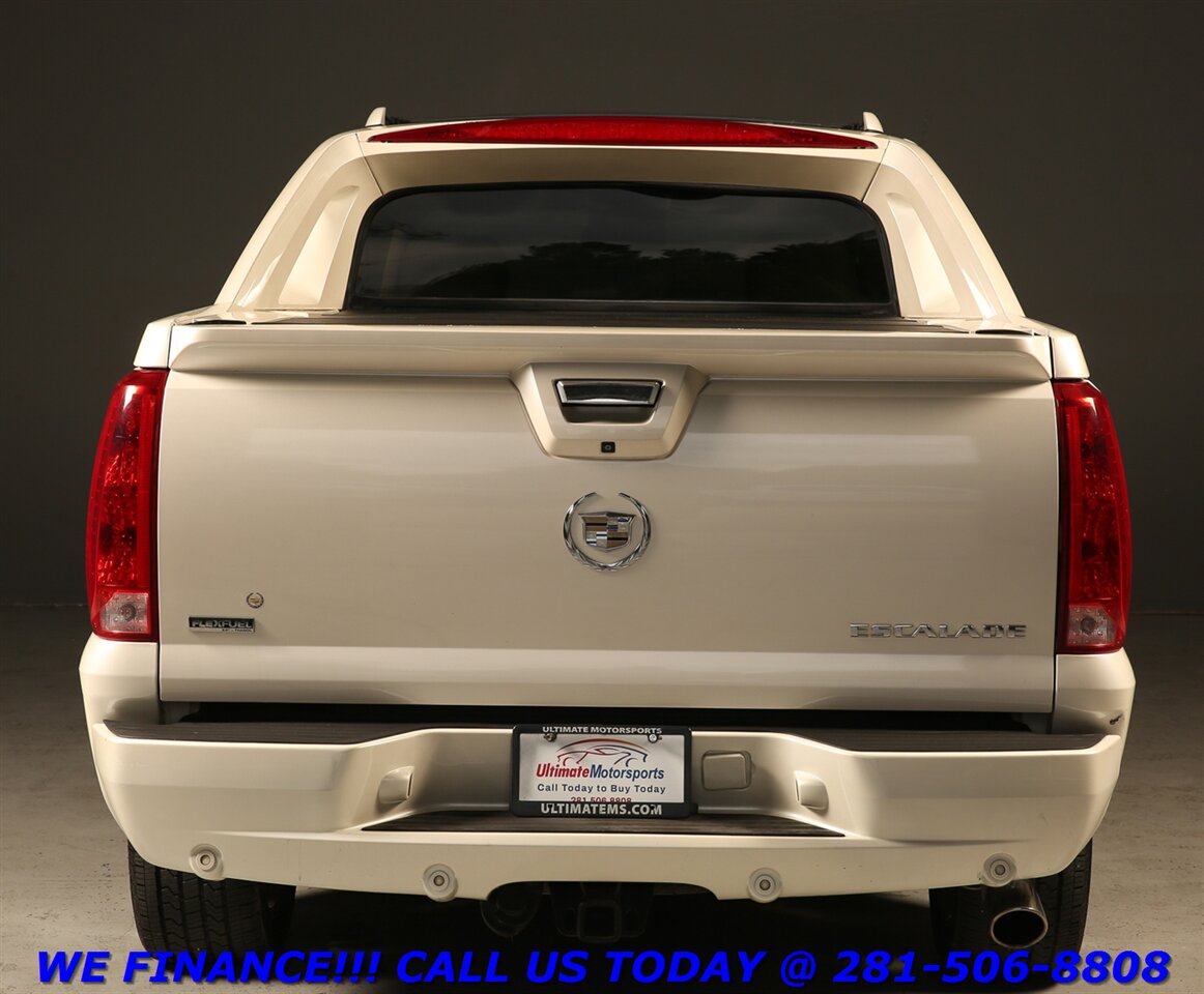 2011 Cadillac Escalade 2011 EXT Premium AWD NAV DVD SUN CAMERA 85K MLS - Photo 5 - Houston, TX 77031