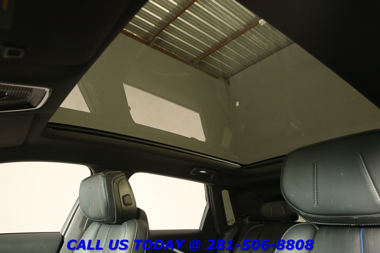 2024 Cadillac LYRIQ 2024 Sport 500HP AWD NAV PANO ADAPTDRIVE 24K Mi - Photo 12 - Houston, TX 77031